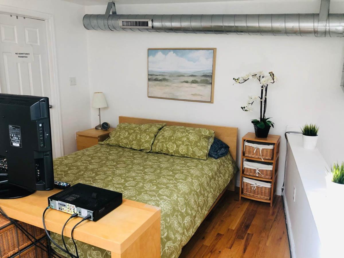 Updated Amazing Bi -Level Condo Minutes From Water Views Of New York City Норт-Берген Экстерьер фото
